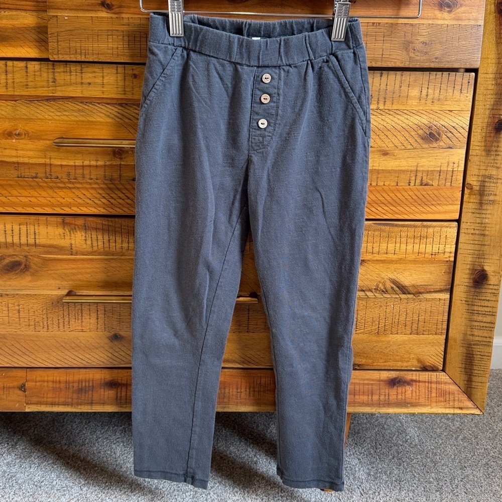 Rylee + Cru Dark Gray Button-Front Pants